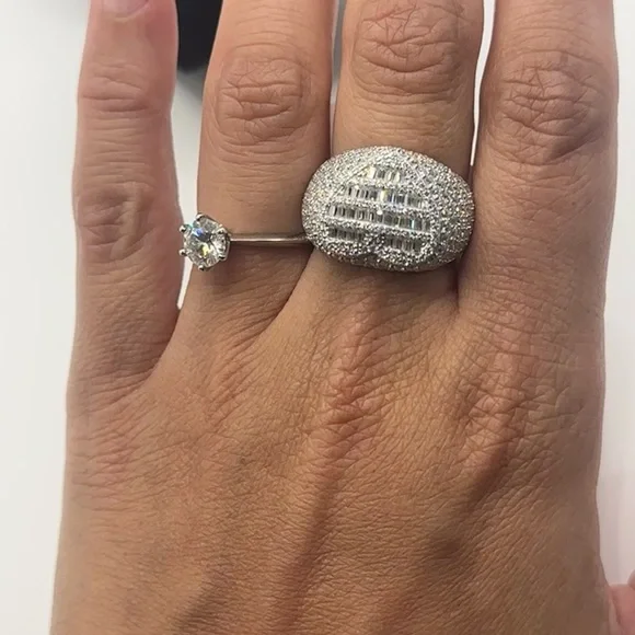 4ct Moissanite Heart Ring - Picture 10 of 16